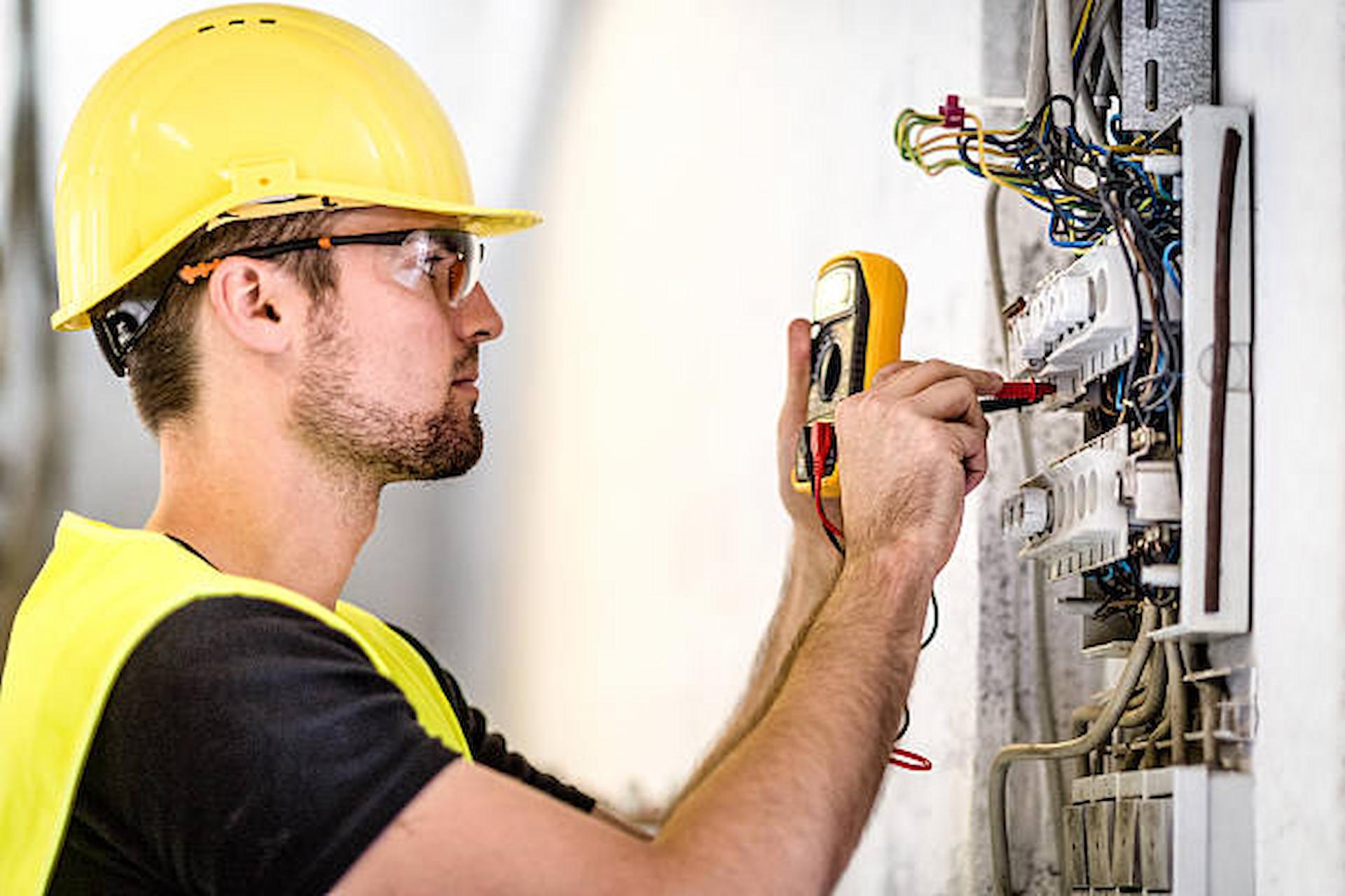 Finding The Best Electrician For Your Electrical Issues